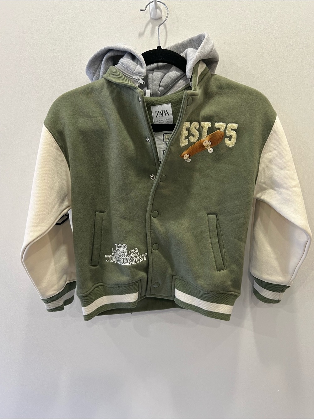 Zara Boys Varsity Hoodie Jacket Skate Ramp Green Cream Size 8/9 (130) - Picture 2 of 7